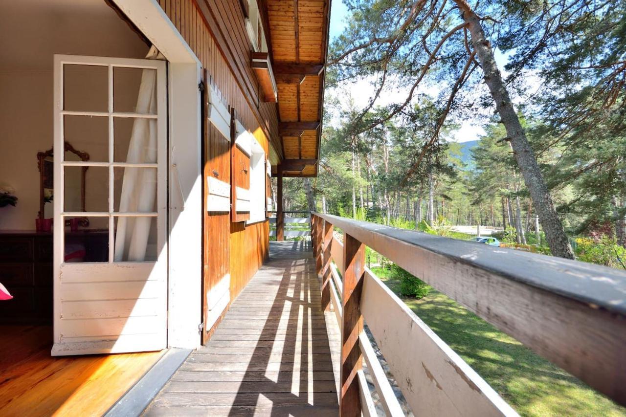 Large Riverside Chalet Near Gorges Du Verdon La Bastide  Extérieur photo